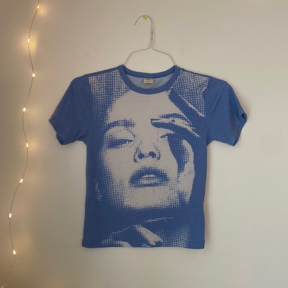 Urban Outfitters Tops - Urban Outfitters Blue and White Graphic Crop Top